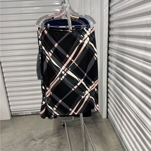 New York & Company | Vintage A-Line Skirt in Black and Pink | size XL